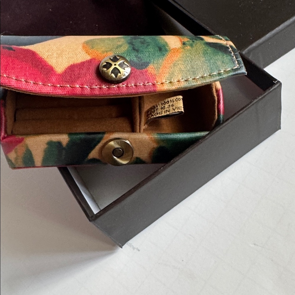 Patricia Nash jewelry case NWT - Picture 2 of 5